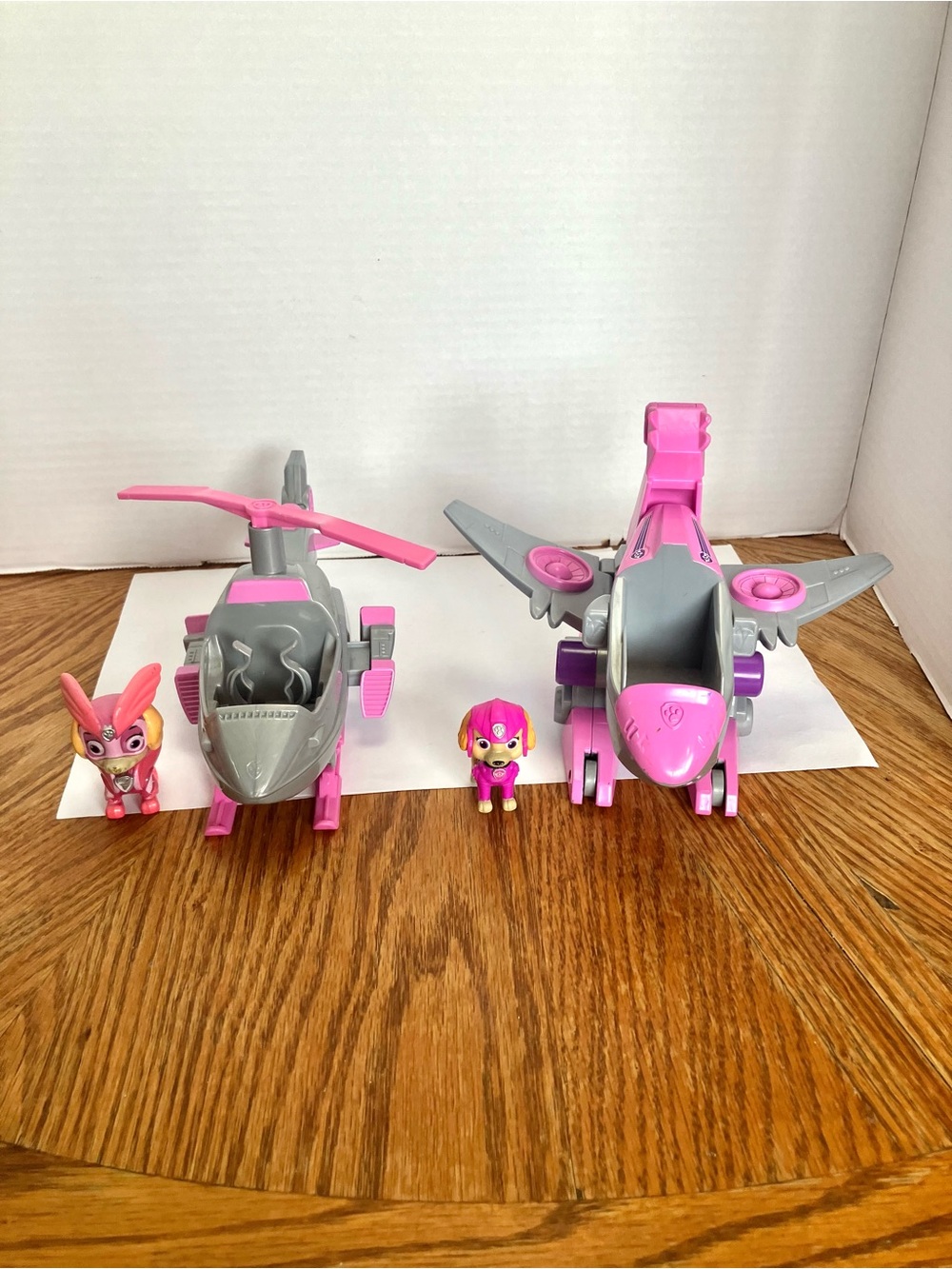 Paw Patrol Dino Rescue Skye Vehicle & Helicopter Spin Master Read 2 Figures